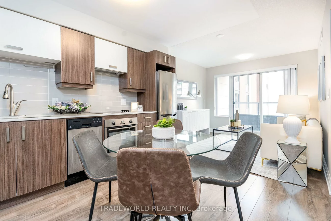 18, Uptown, Unionville, Markham