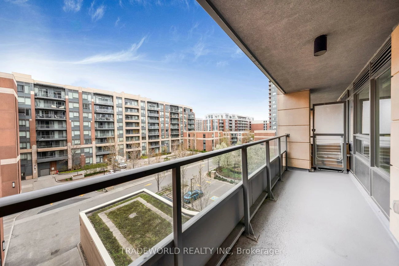 18, Uptown, Unionville, Markham