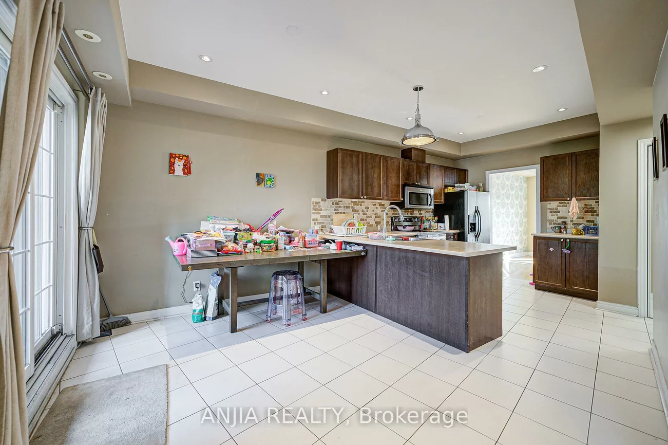 30, Greensborough Village, Greensborough, Markham