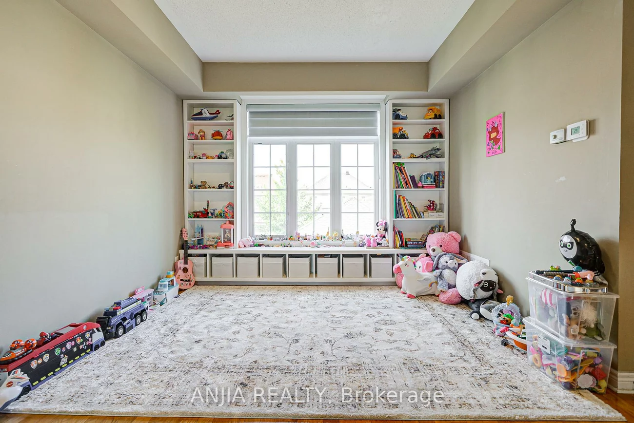 30, Greensborough Village, Greensborough, Markham