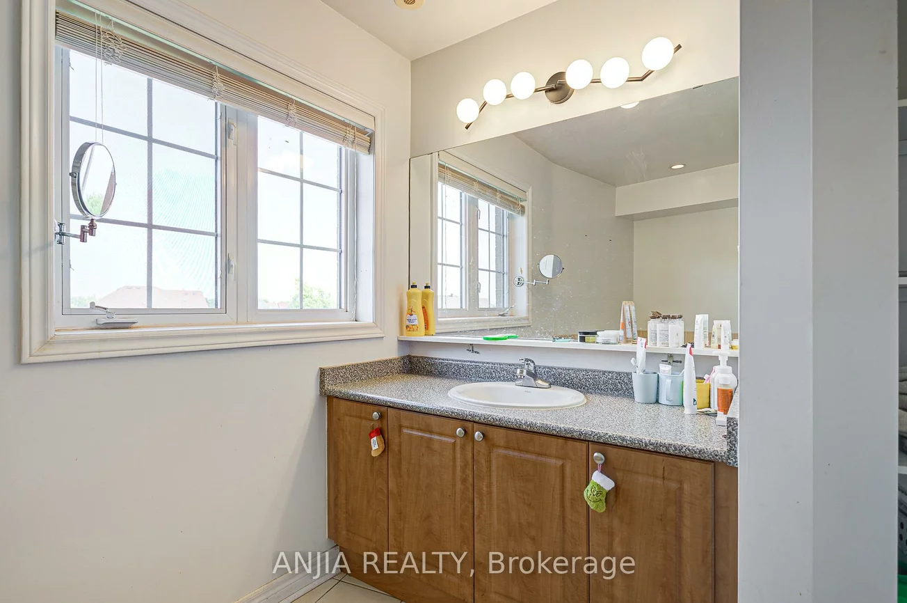30, Greensborough Village, Greensborough, Markham