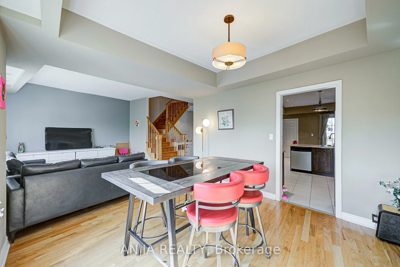 30, Greensborough Village, Greensborough, Markham
