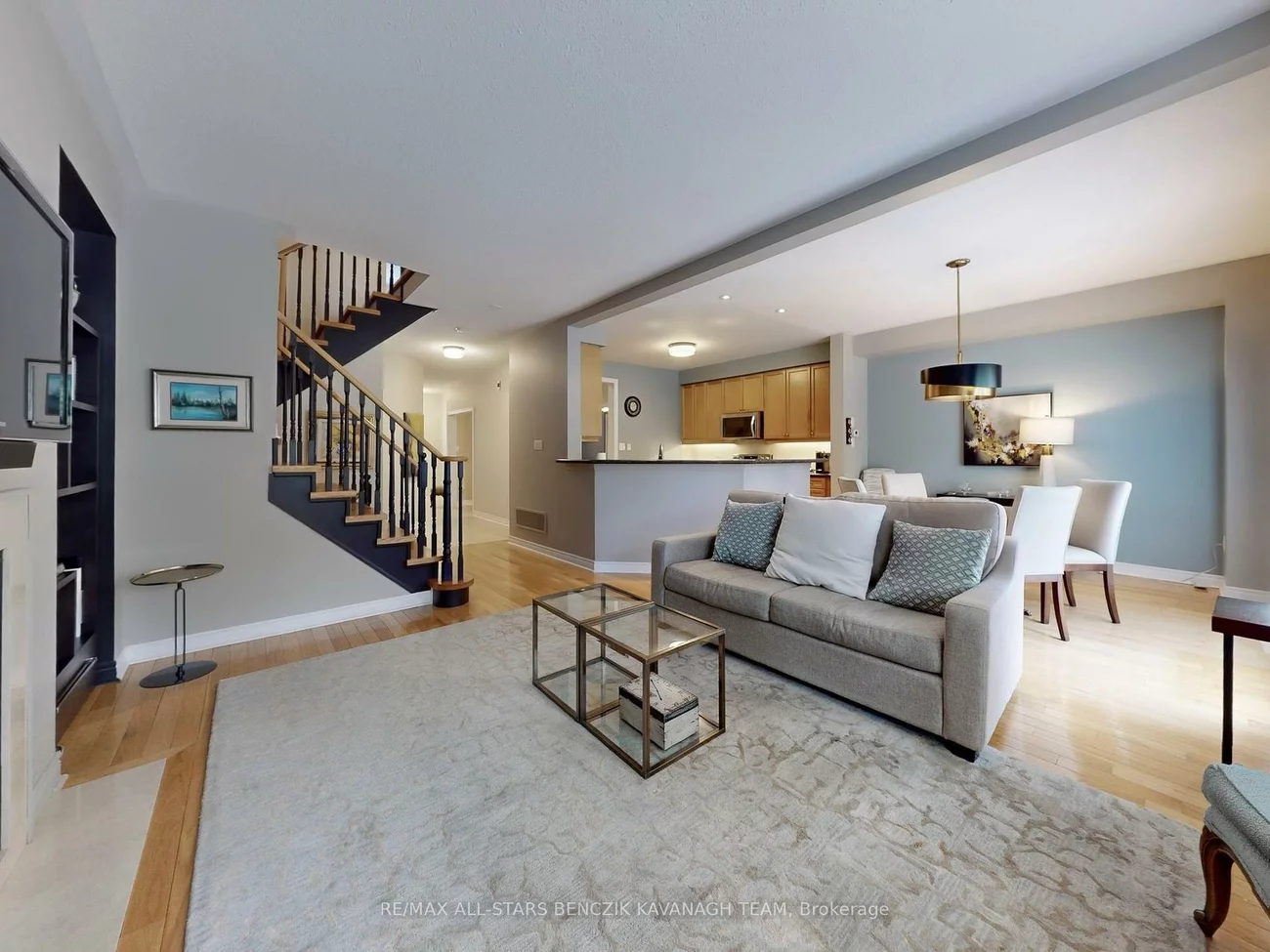 111, Louisbourg, Greensborough, Markham