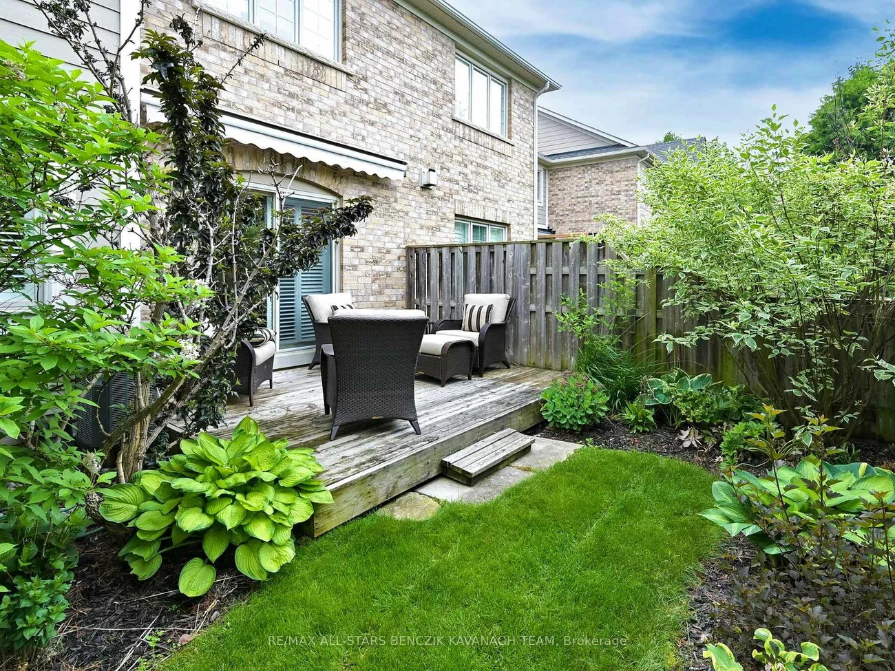 111, Louisbourg, Greensborough, Markham