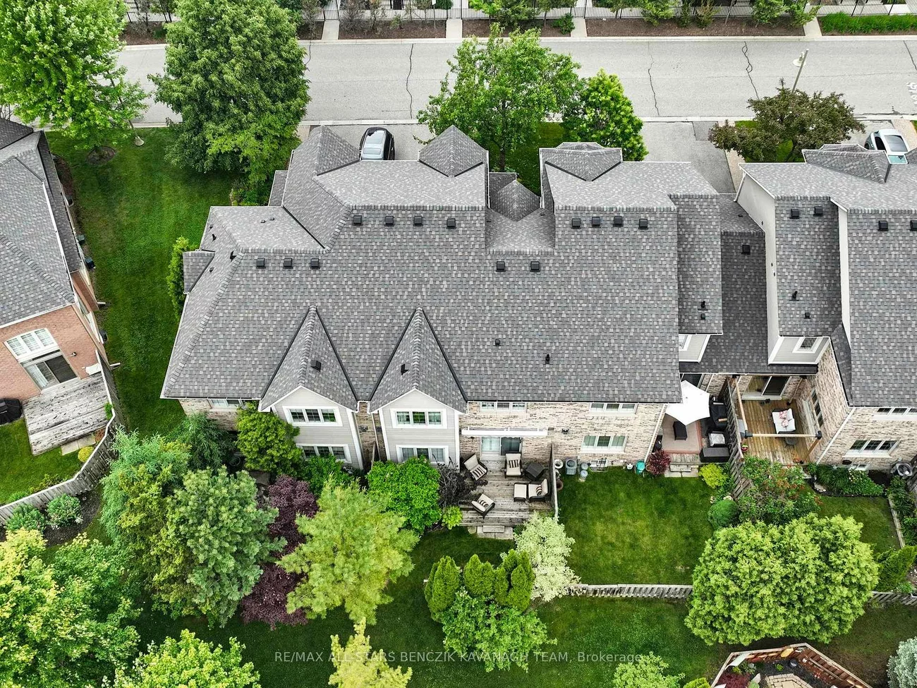 111, Louisbourg, Greensborough, Markham