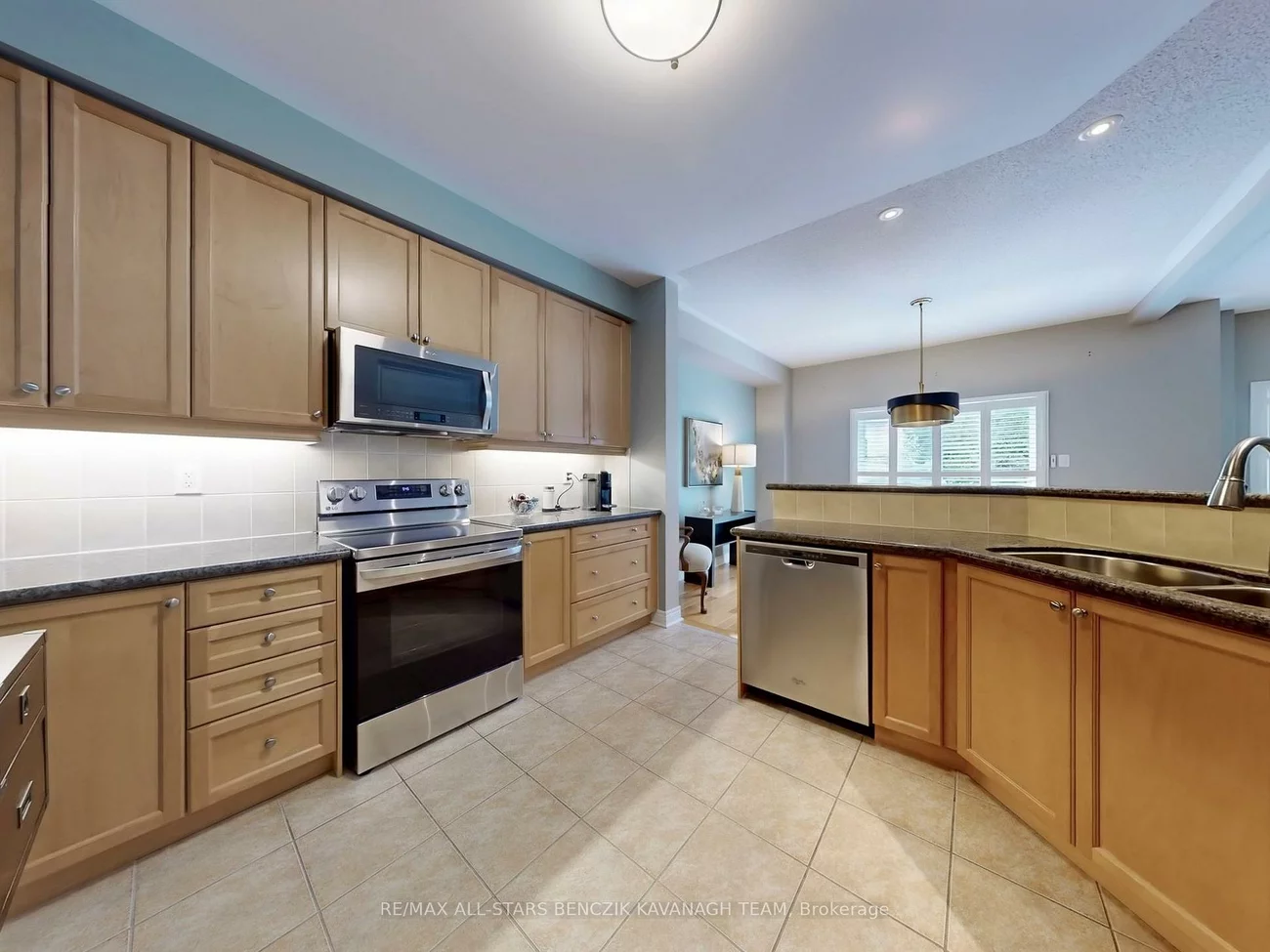 111, Louisbourg, Greensborough, Markham