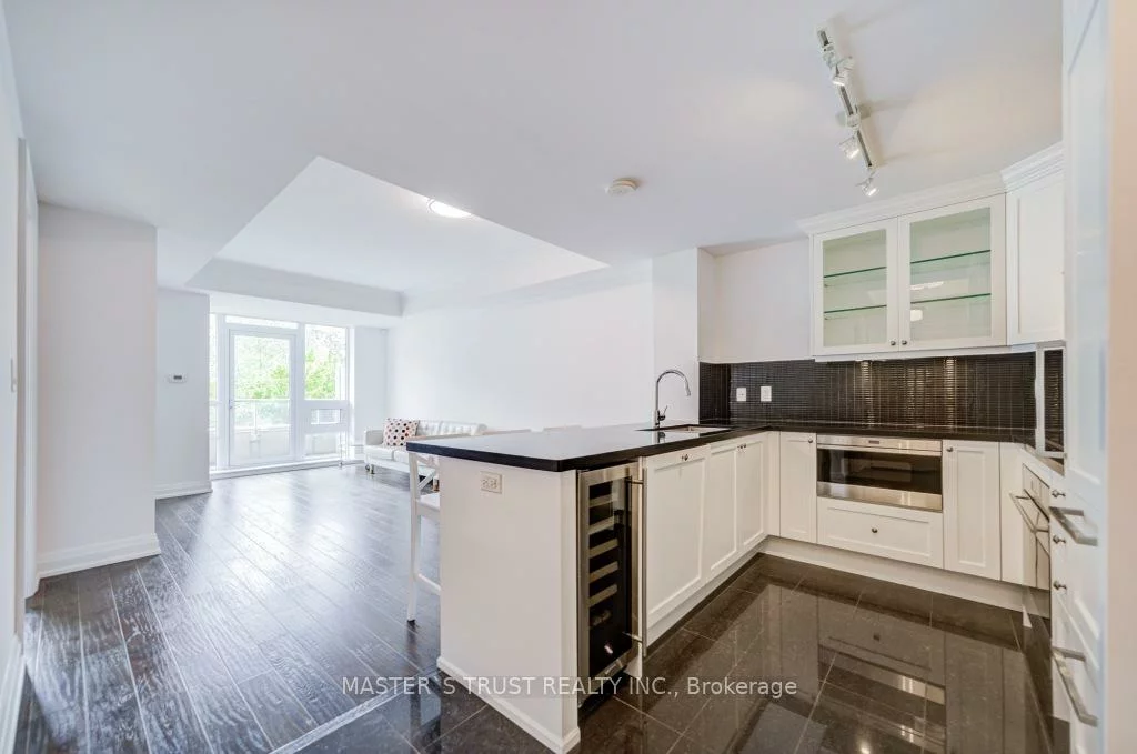 15, Stollery Pond, Angus Glen, Markham