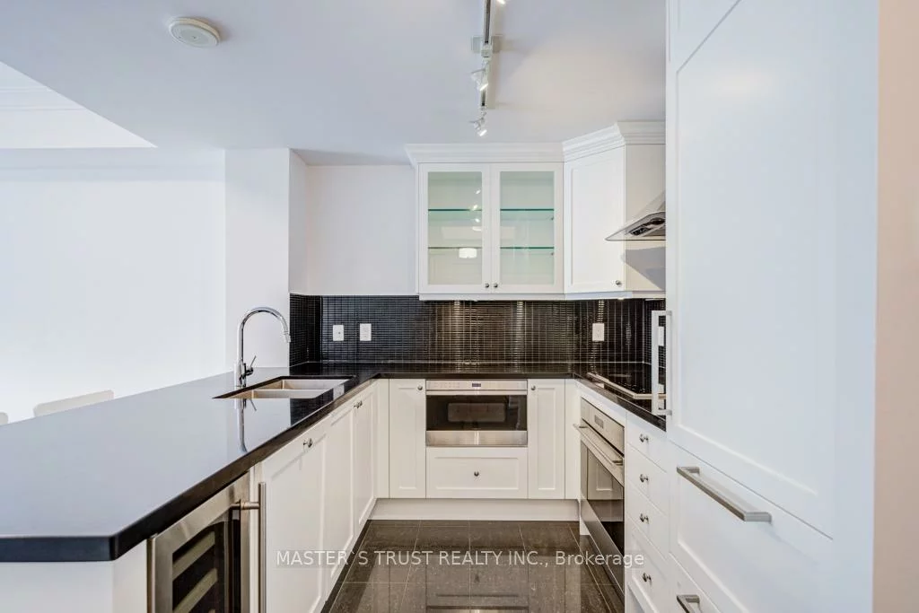 15, Stollery Pond, Angus Glen, Markham