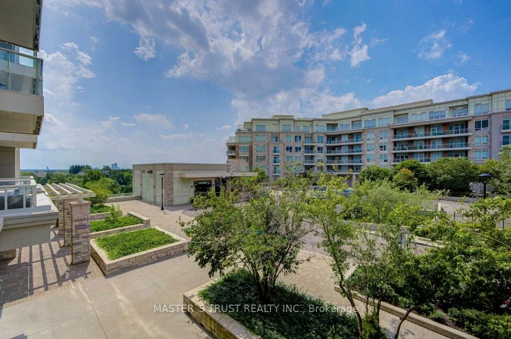 15, Stollery Pond, Angus Glen, Markham