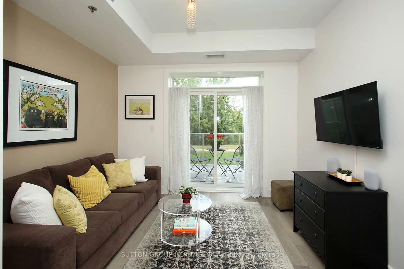 28, Prince Regent, Cathedraltown, Markham