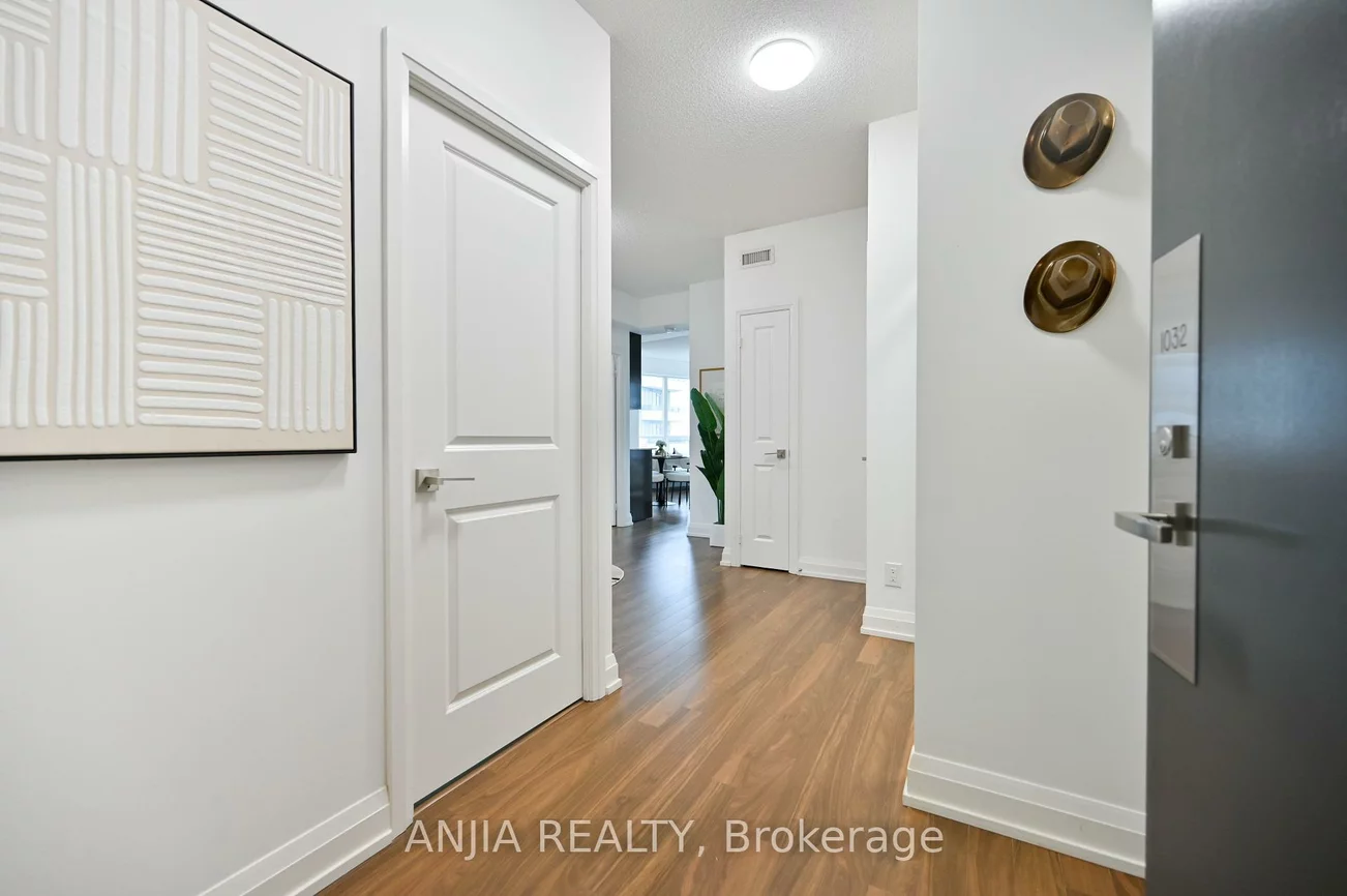 7161, Yonge, Thornhill, Markham