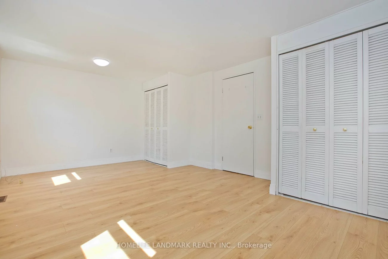 1806, John, Bayview Fairway-Bayview Country Club Estates, Markham