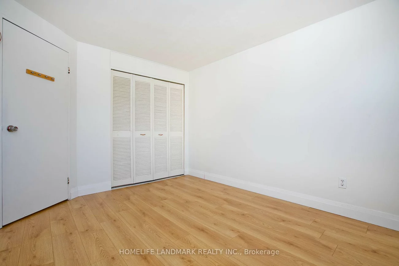 1806, John, Bayview Fairway-Bayview Country Club Estates, Markham
