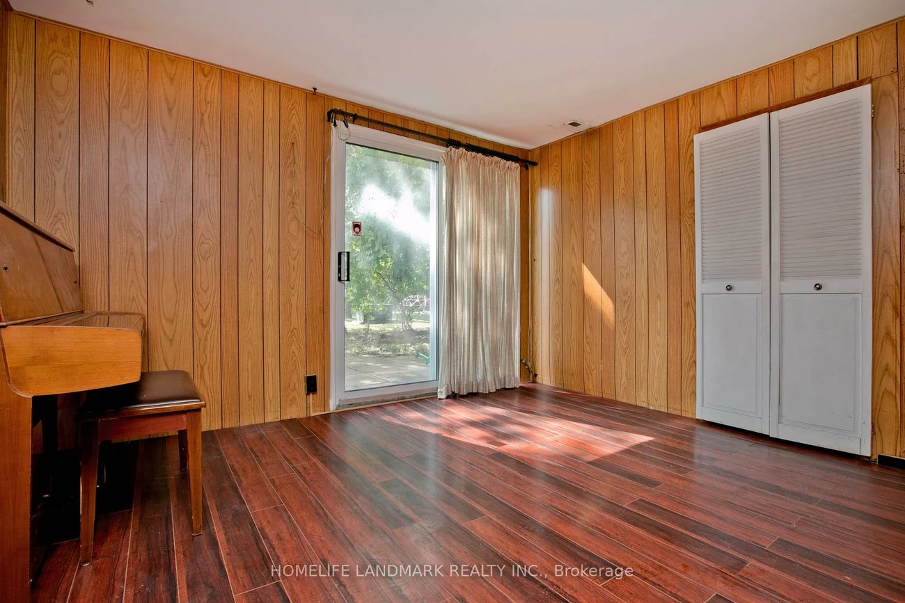 1806, John, Bayview Fairway-Bayview Country Club Estates, Markham