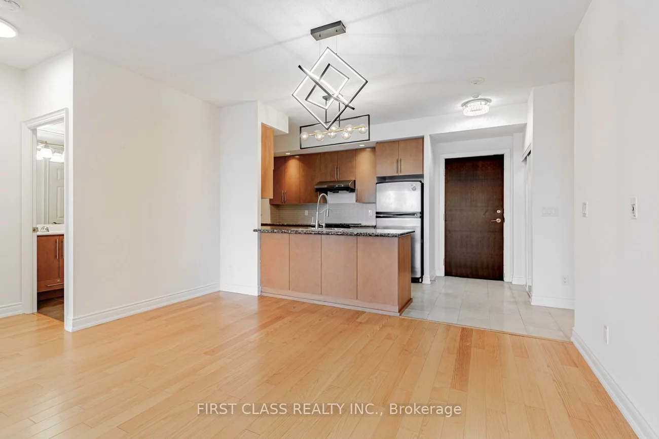 23, Cox, Unionville, Markham