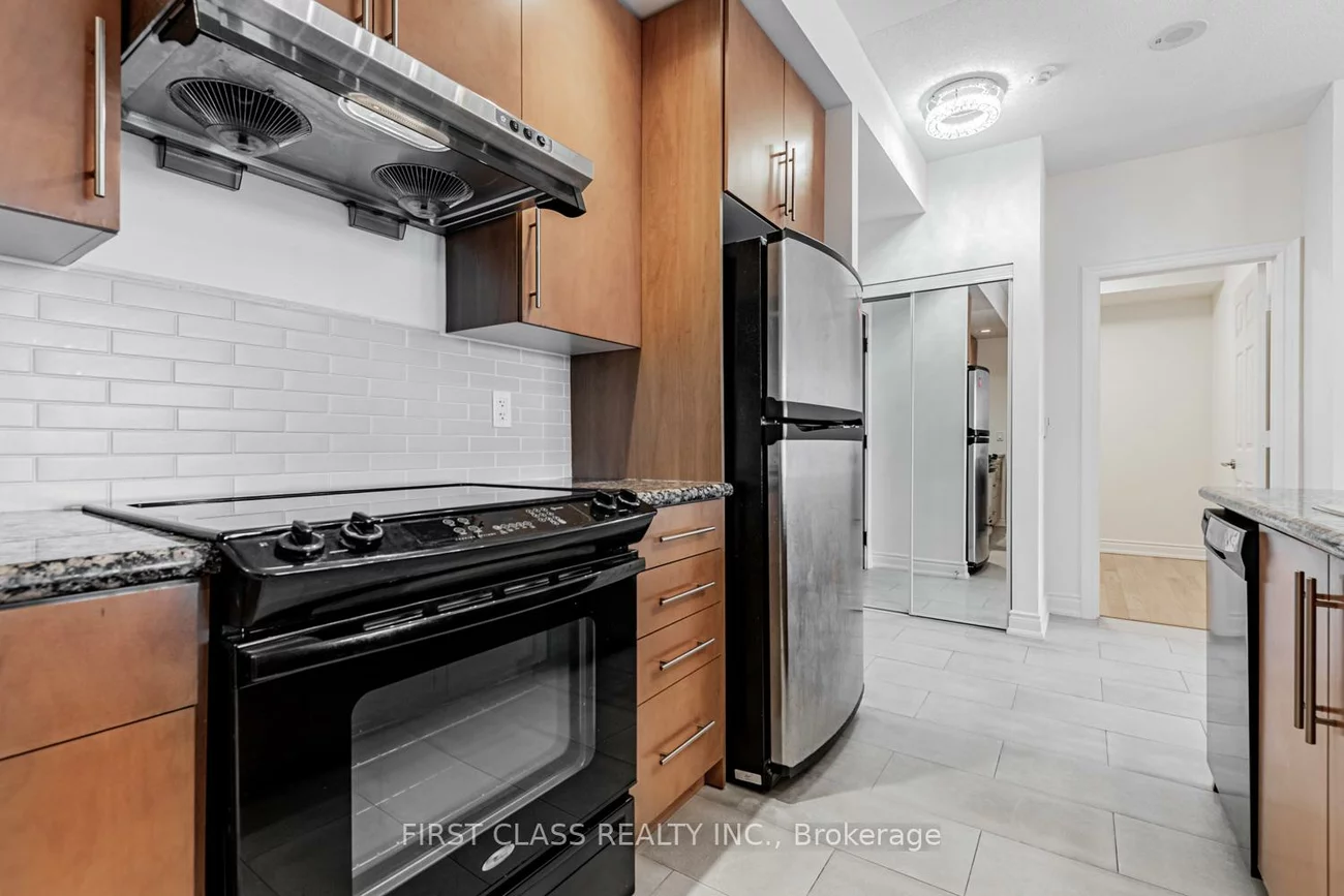 23, Cox, Unionville, Markham