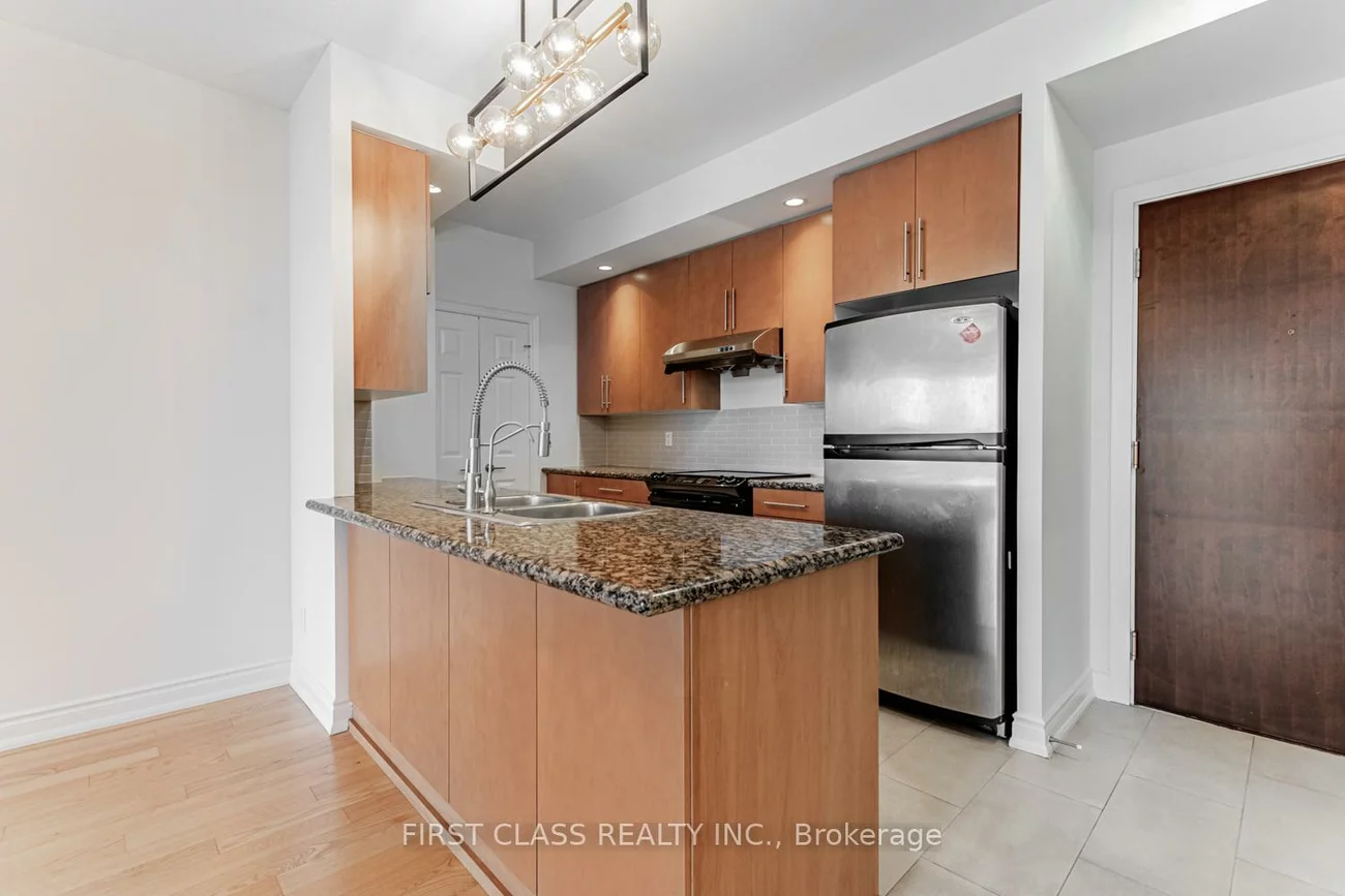 23, Cox, Unionville, Markham
