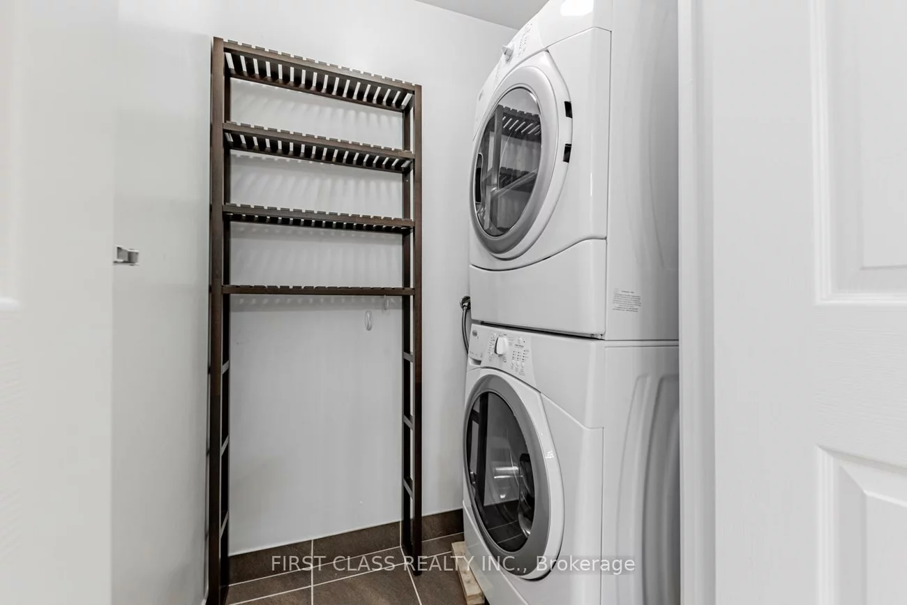 23, Cox, Unionville, Markham