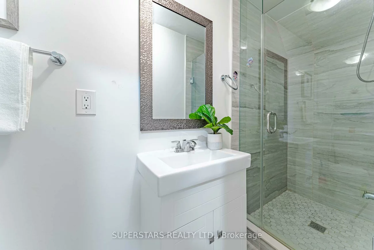 4608, Steeles, Milliken Mills East, Markham