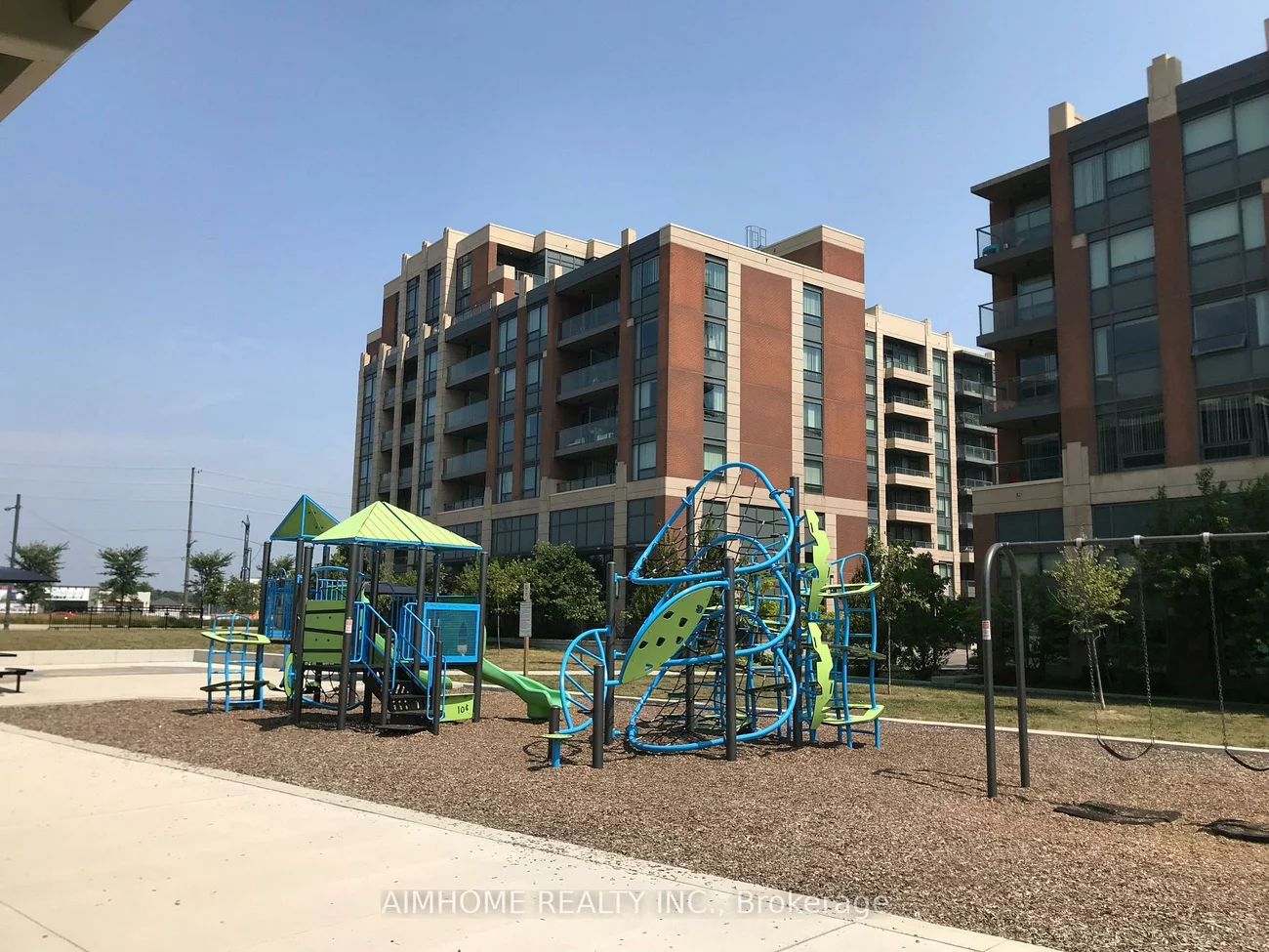 28, Uptown, Unionville, Markham