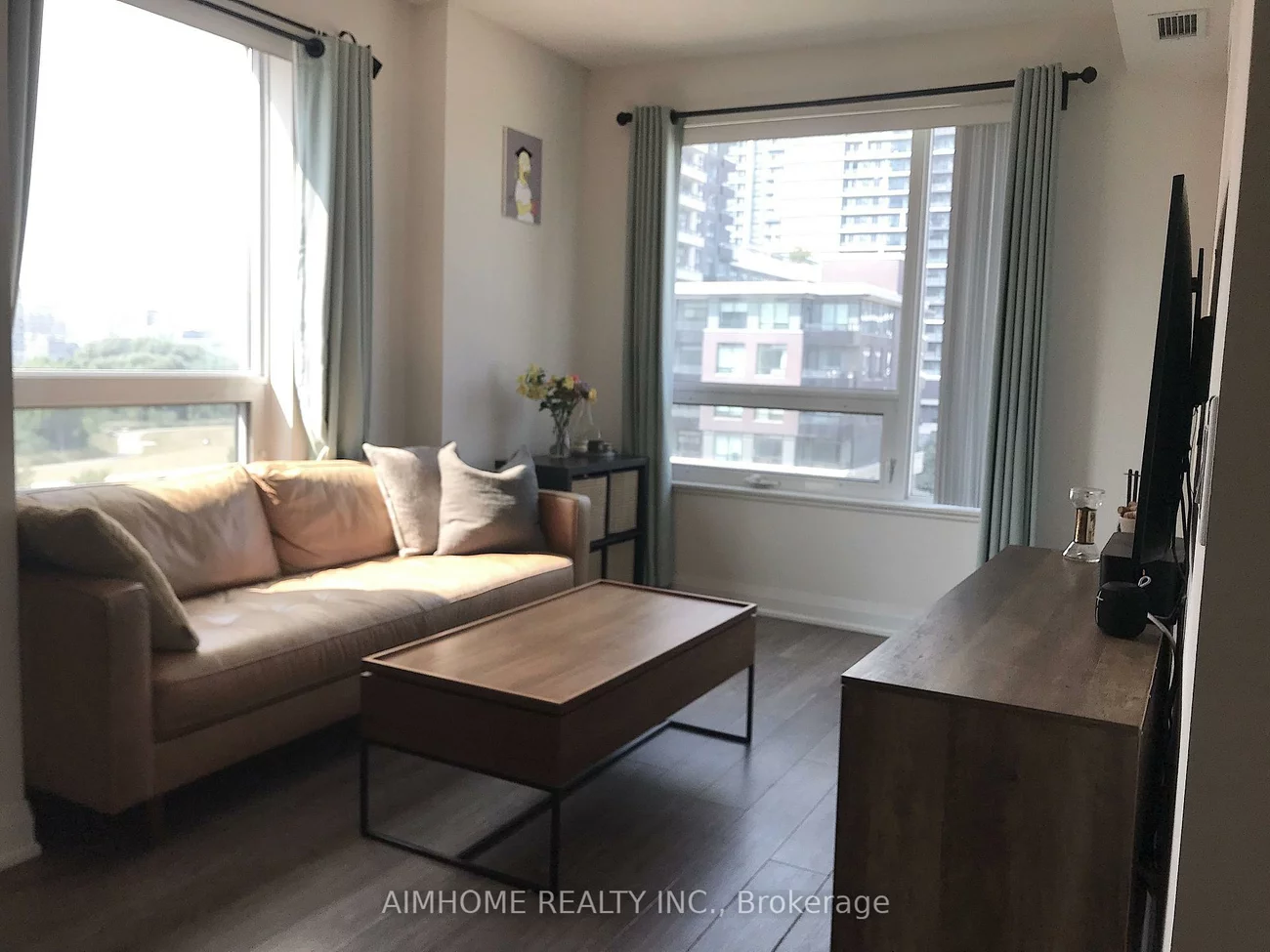 28, Uptown, Unionville, Markham
