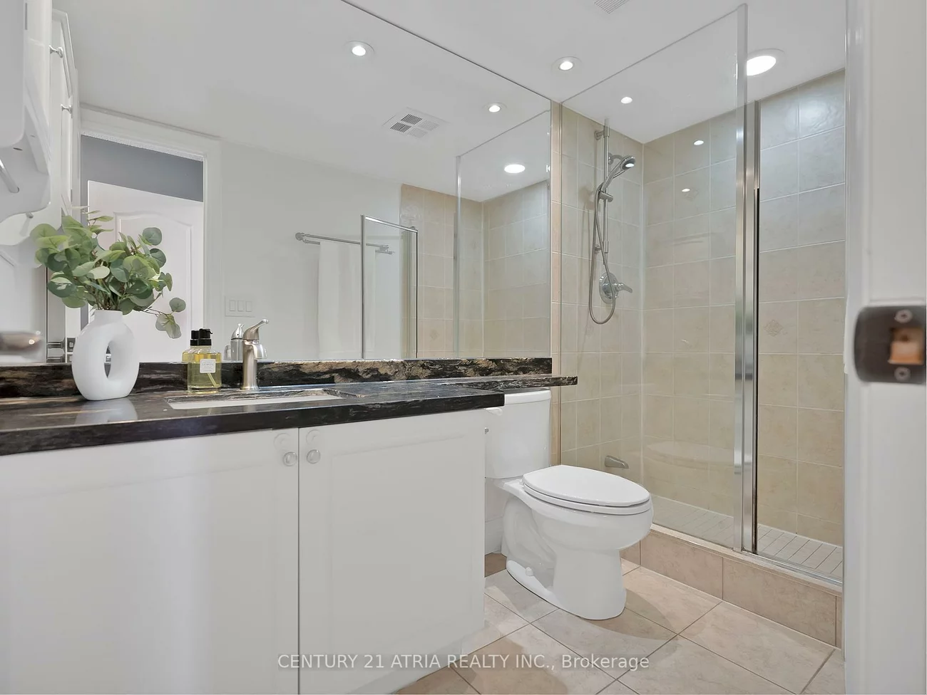 51, Saddlecreek, Commerce Valley, Markham
