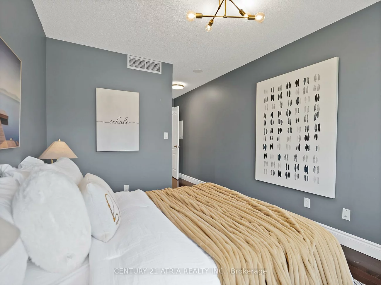 51, Saddlecreek, Commerce Valley, Markham
