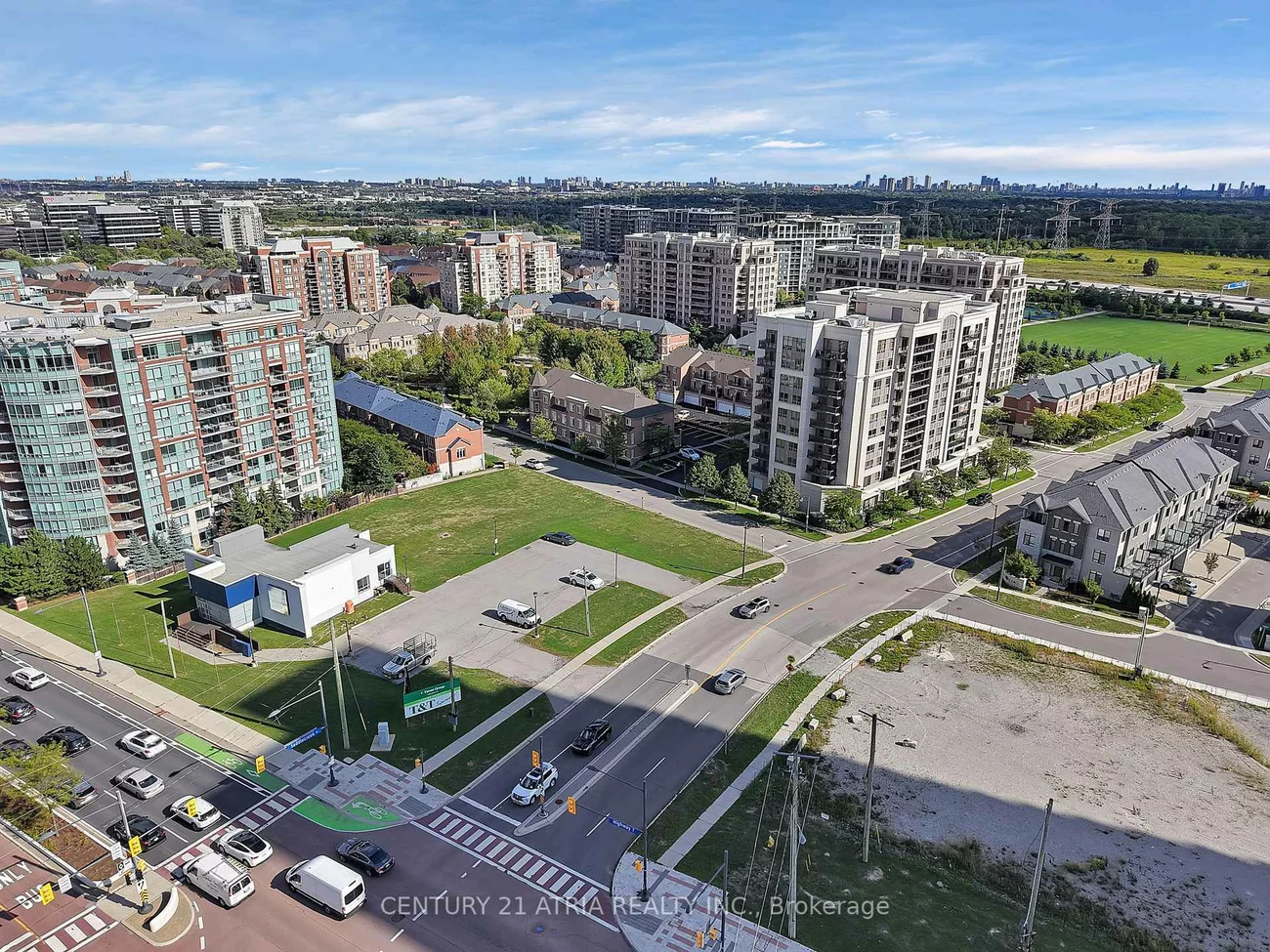 51, Saddlecreek, Commerce Valley, Markham