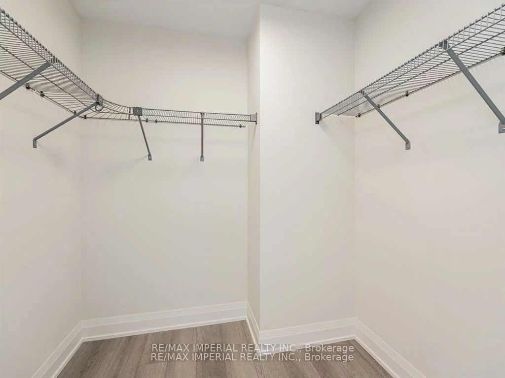 8, Water Walk, Unionville, Markham