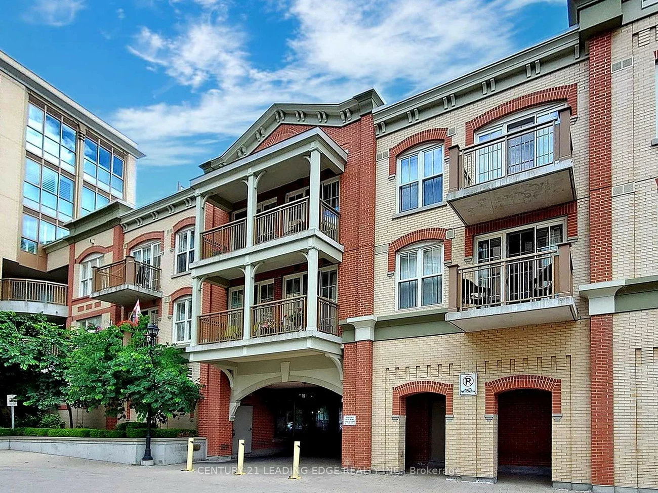 68, Main, Old Markham Village, Markham