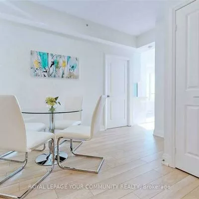 7161, Yonge, Grandview, Markham