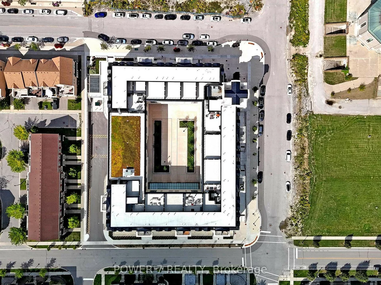 101, Cathedral High, Cathedraltown, Markham