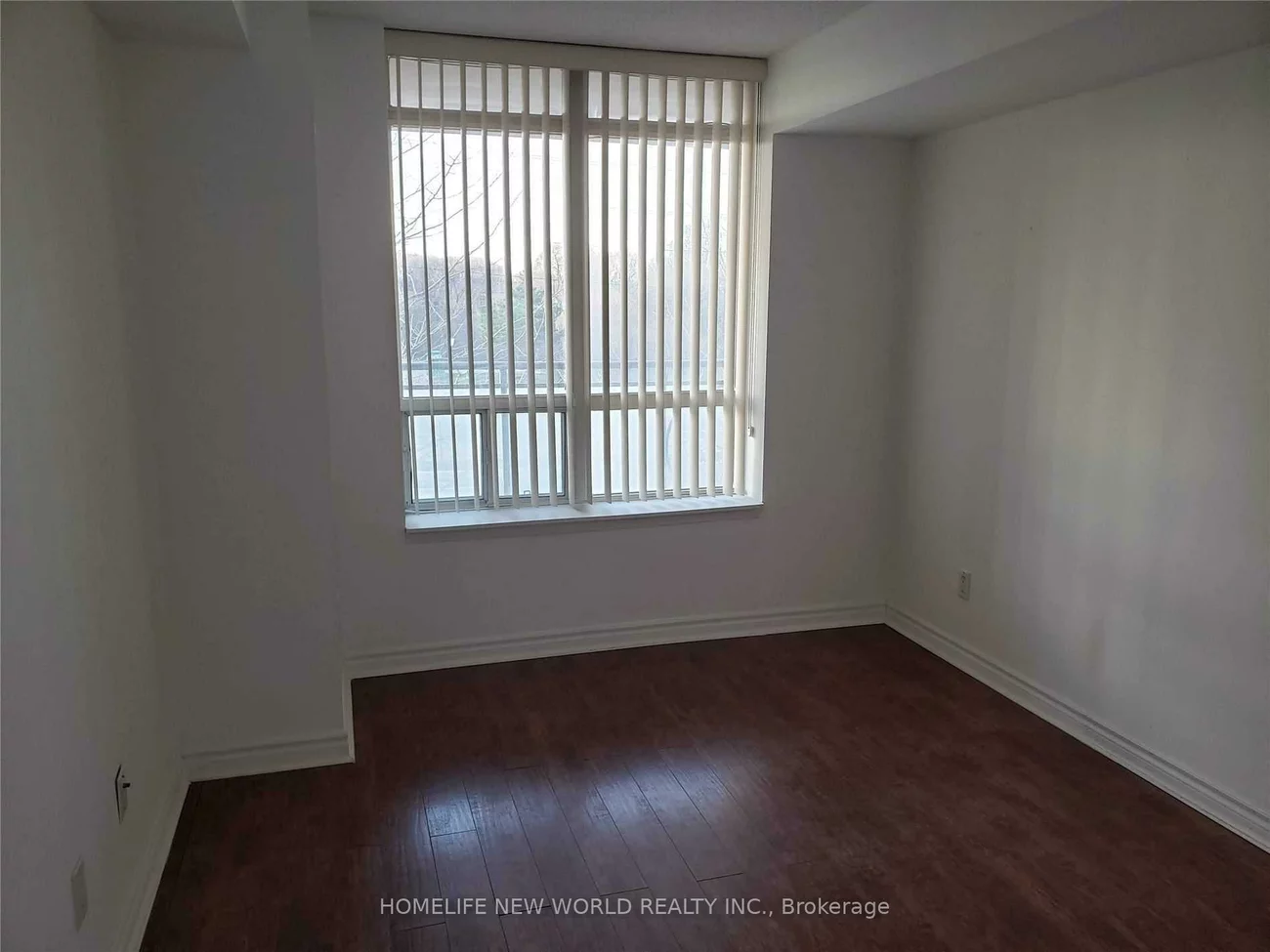 130, Pond, Commerce Valley, Markham