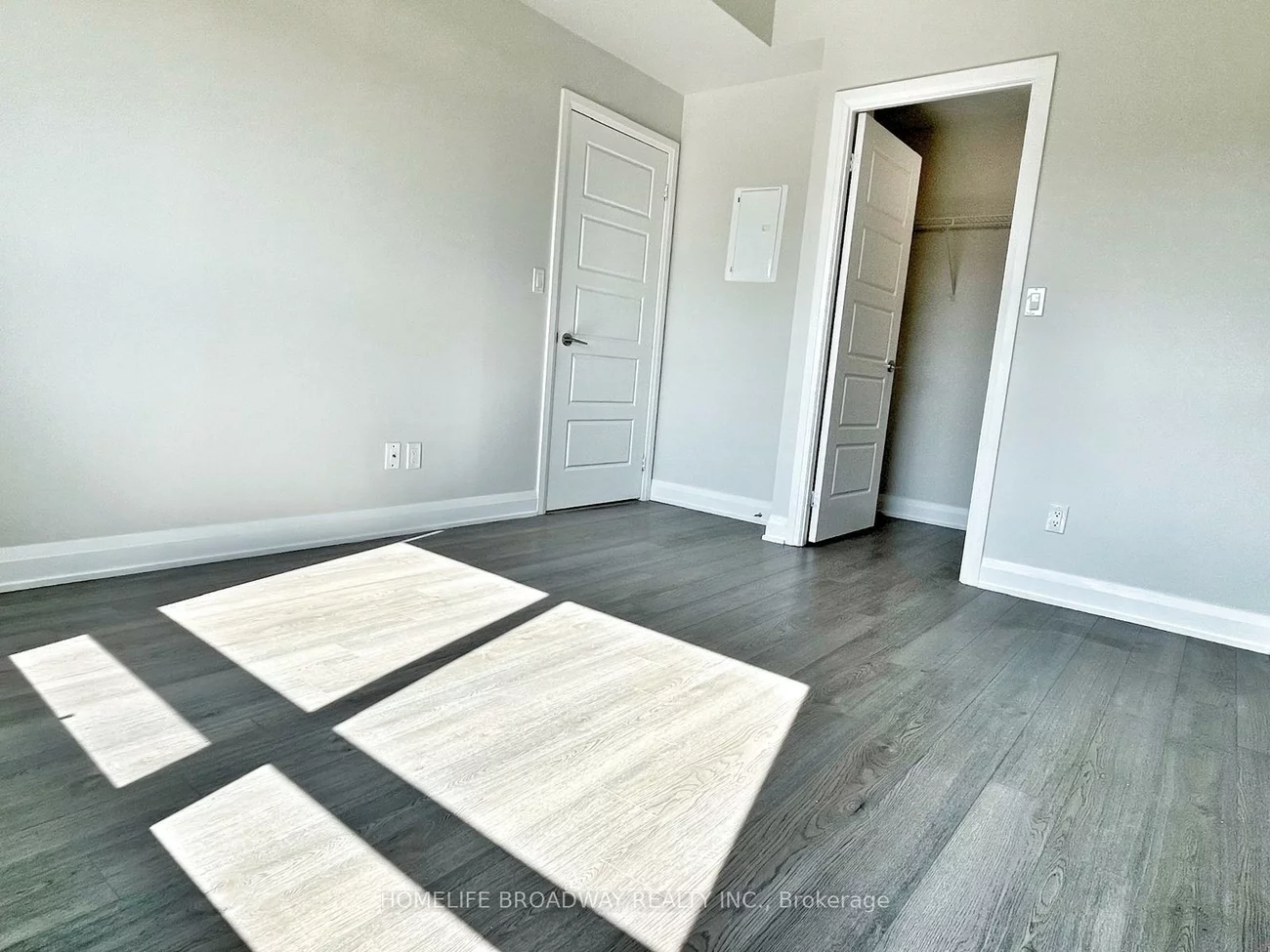 15, Water Walk, Unionville, Markham
