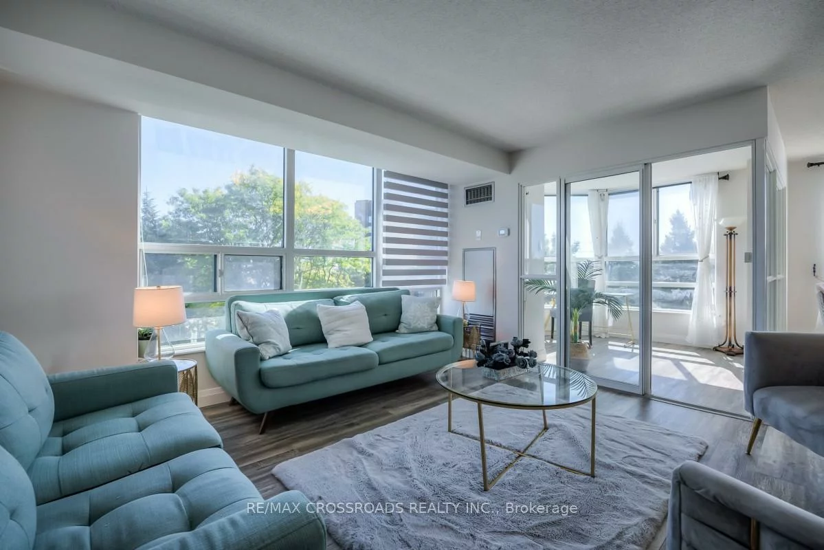7825, Bayview, Aileen-Willowbrook, Markham