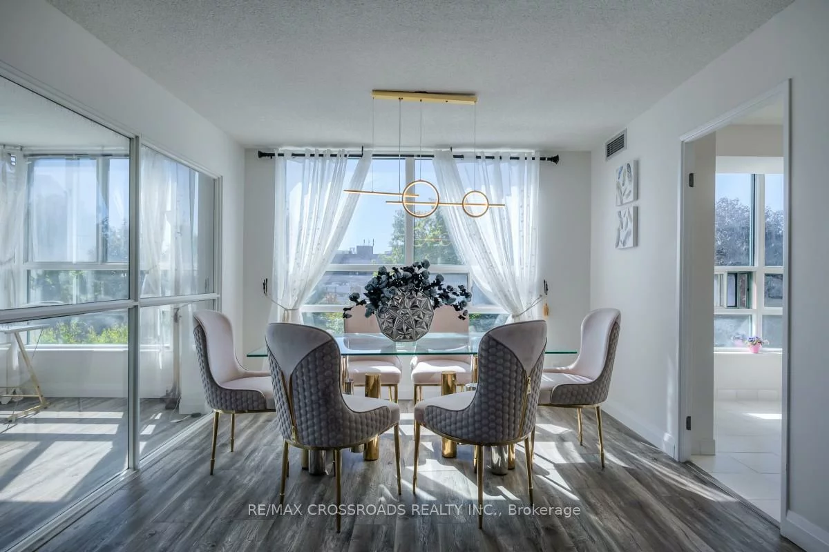 7825, Bayview, Aileen-Willowbrook, Markham