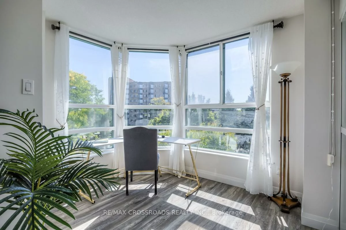 7825, Bayview, Aileen-Willowbrook, Markham