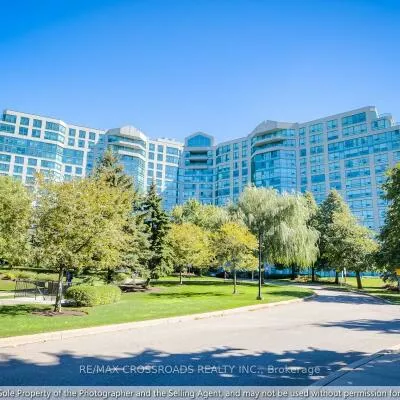 7825, Bayview, Aileen-Willowbrook, Markham