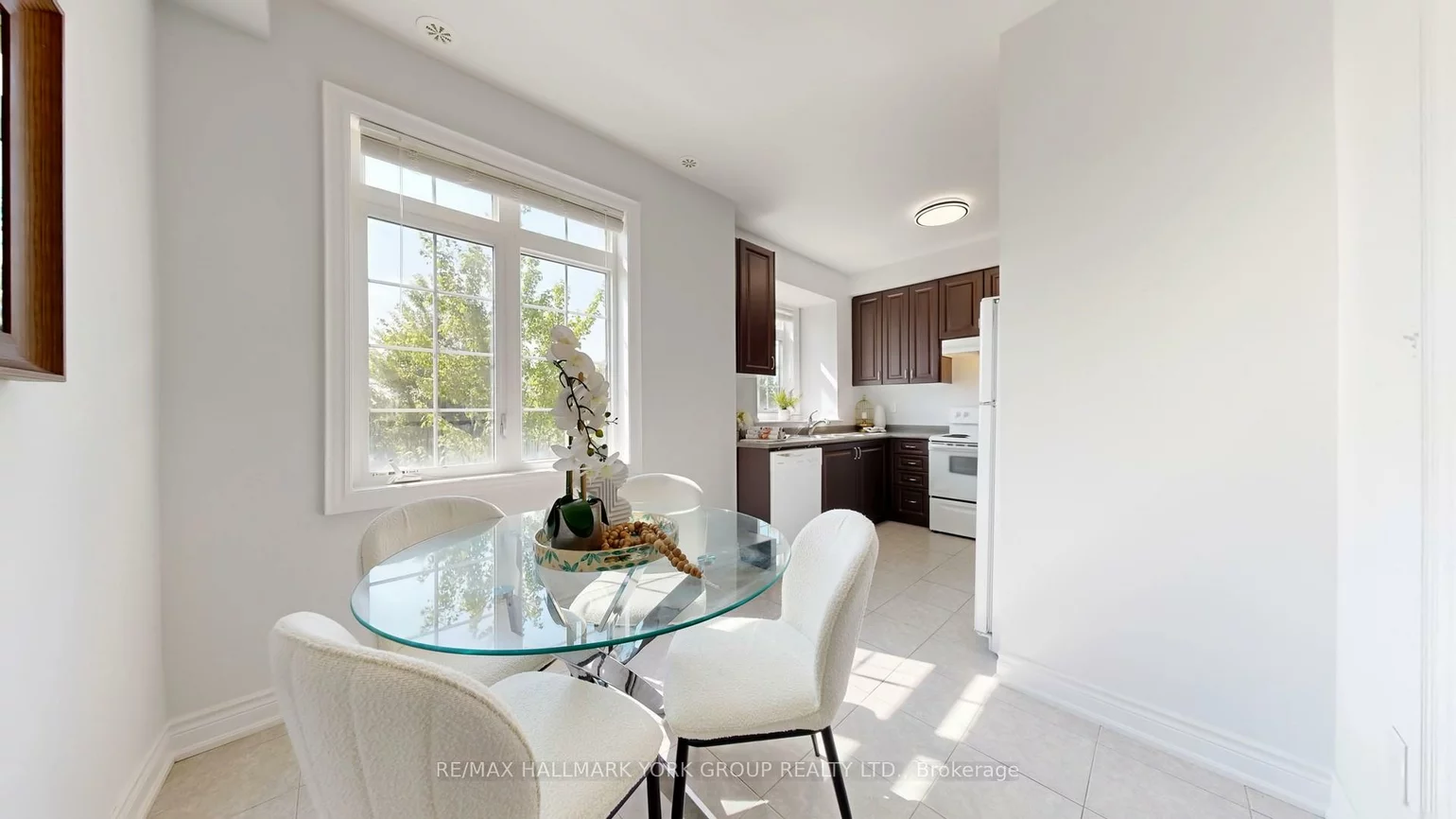 6, Roy Grove, Greensborough, Markham