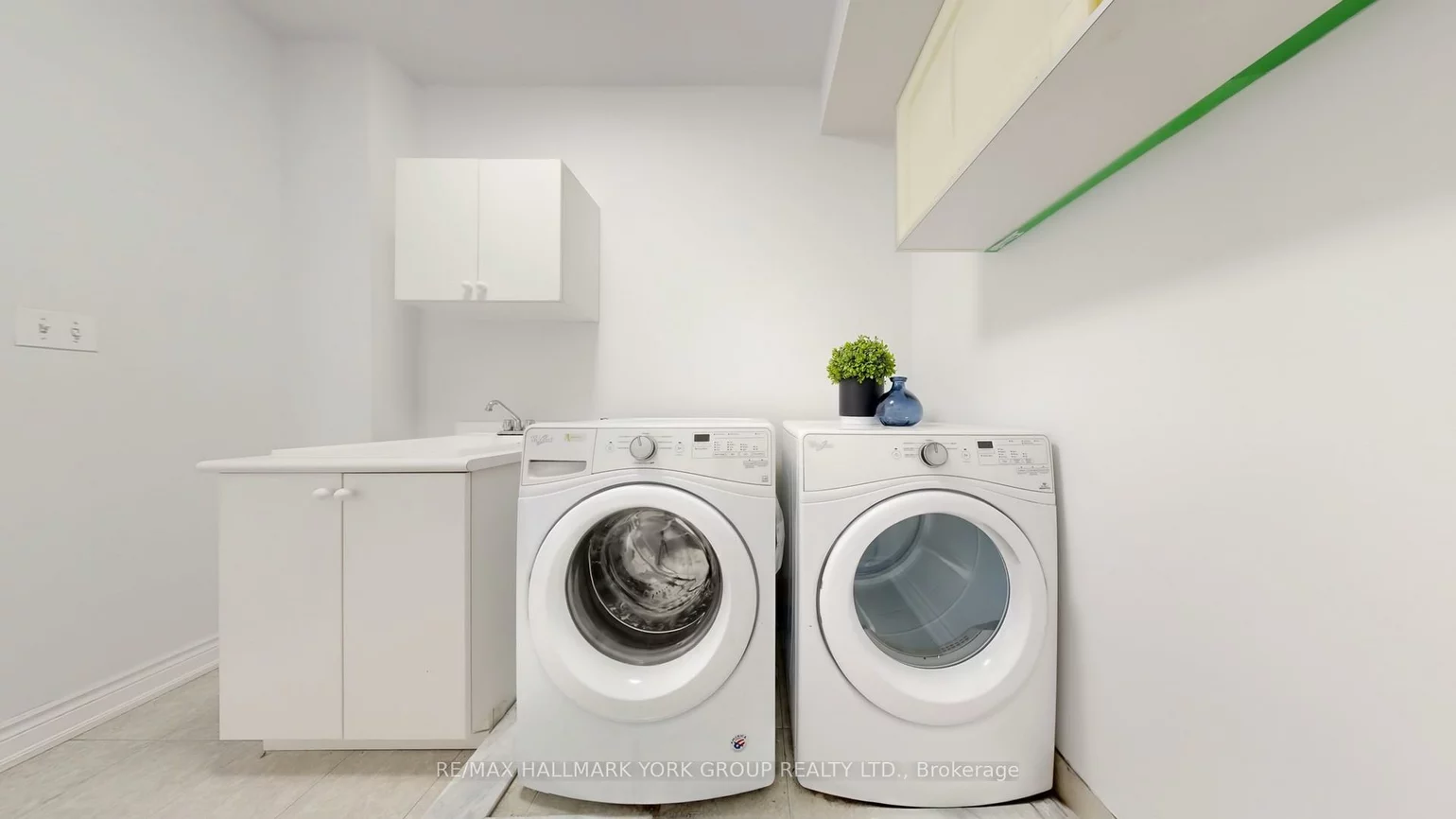 6, Roy Grove, Greensborough, Markham