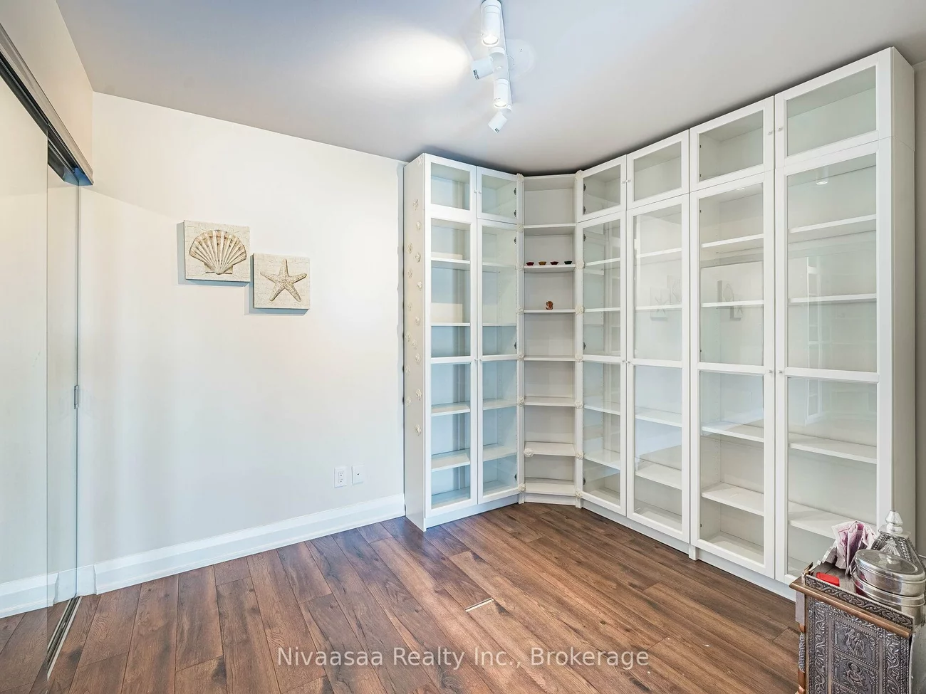 18, Uptown, Unionville, Markham