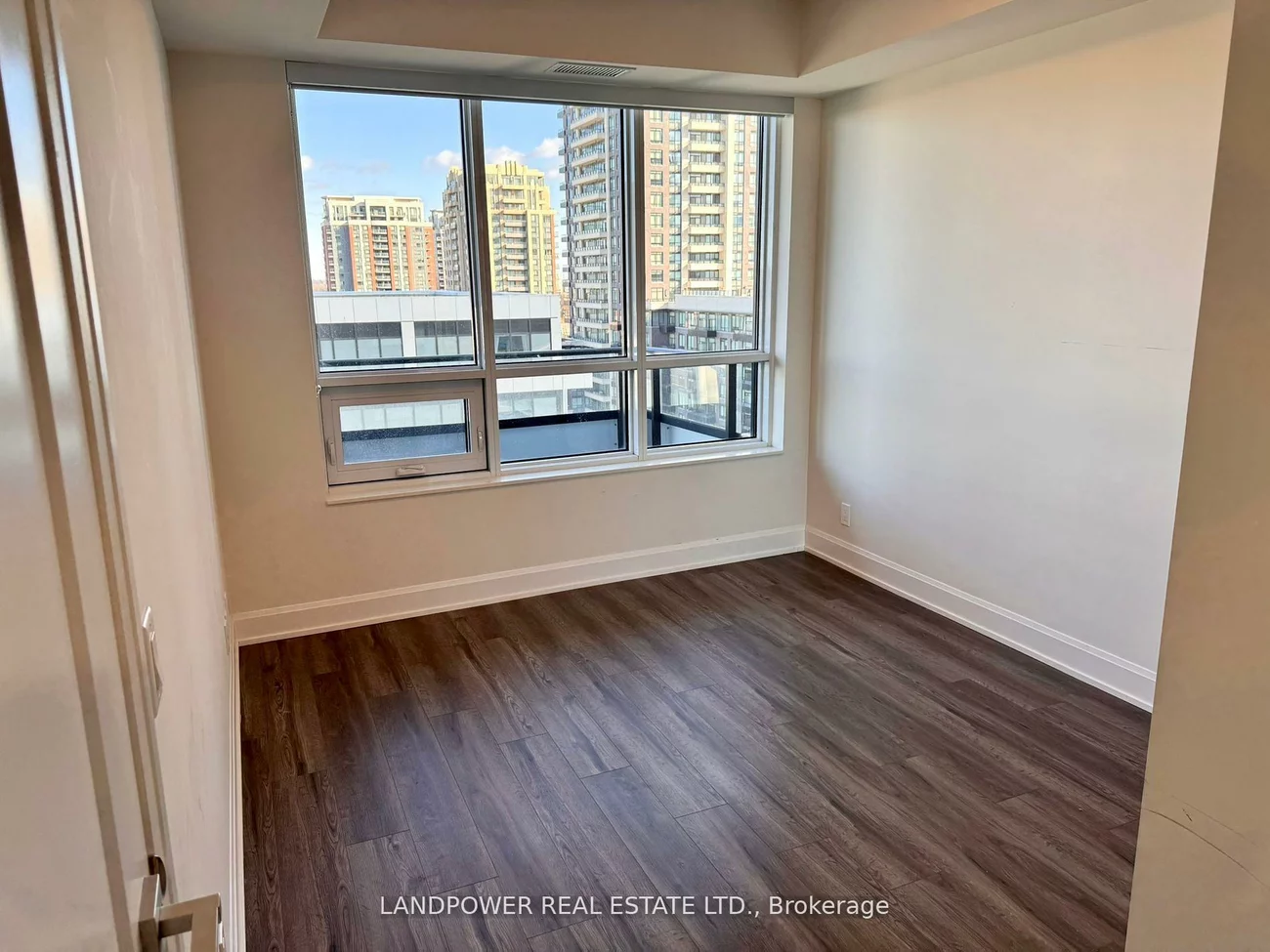 38, Water Walk, Unionville, Markham