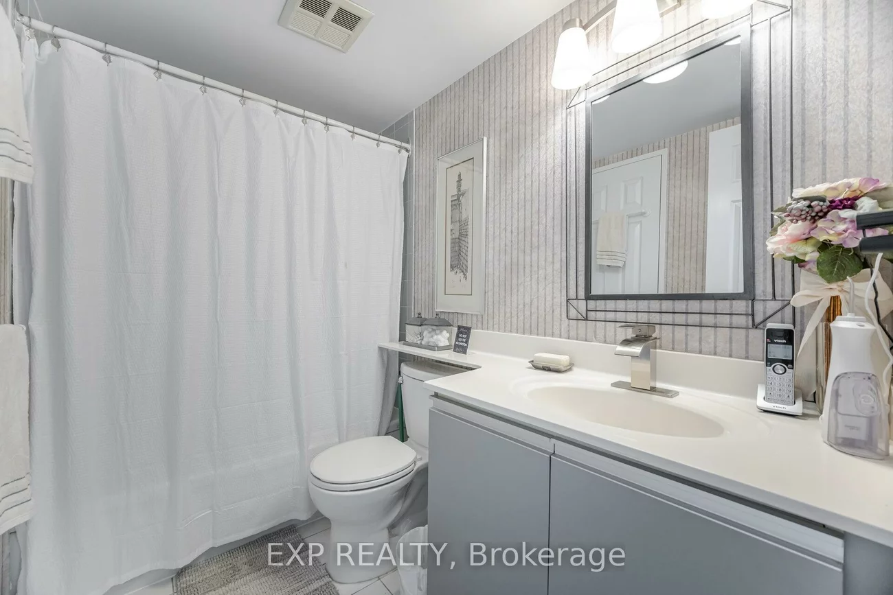 7825, Bayview, Aileen-Willowbrook, Markham