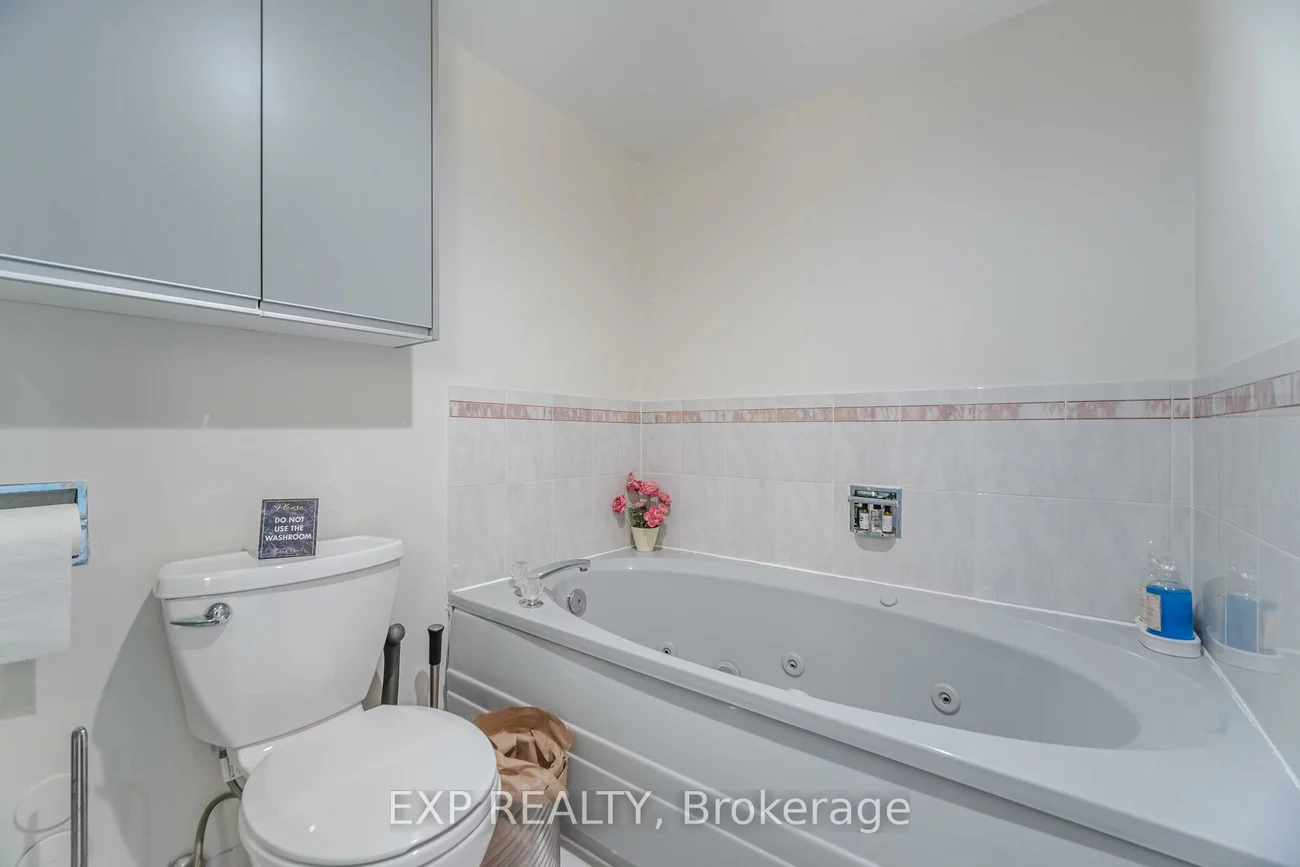 7825, Bayview, Aileen-Willowbrook, Markham