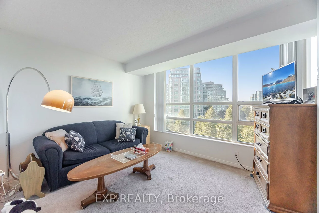 7825, Bayview, Aileen-Willowbrook, Markham