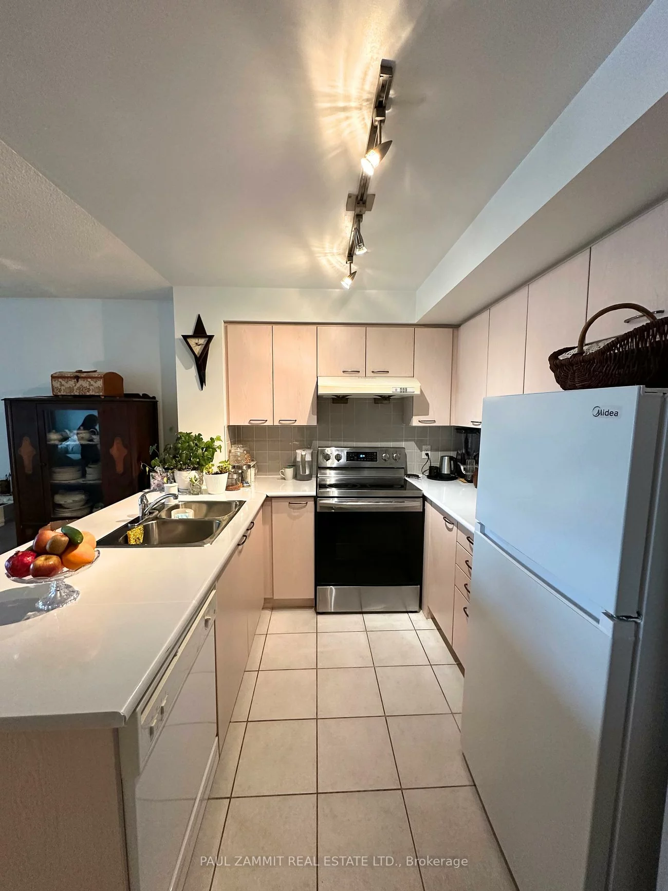 62, Suncrest, Commerce Valley, Markham