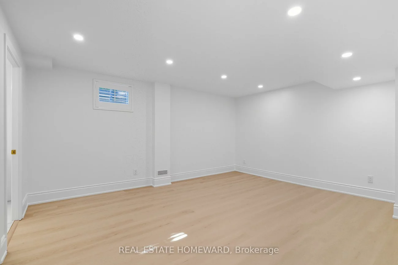 11, Loon Harbour, Greensborough, Markham