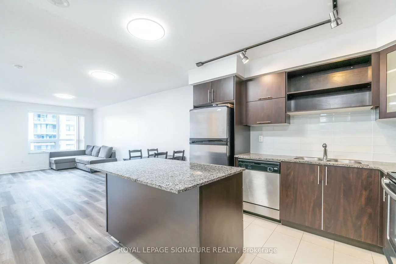 60, South Town Centre, Unionville, Markham