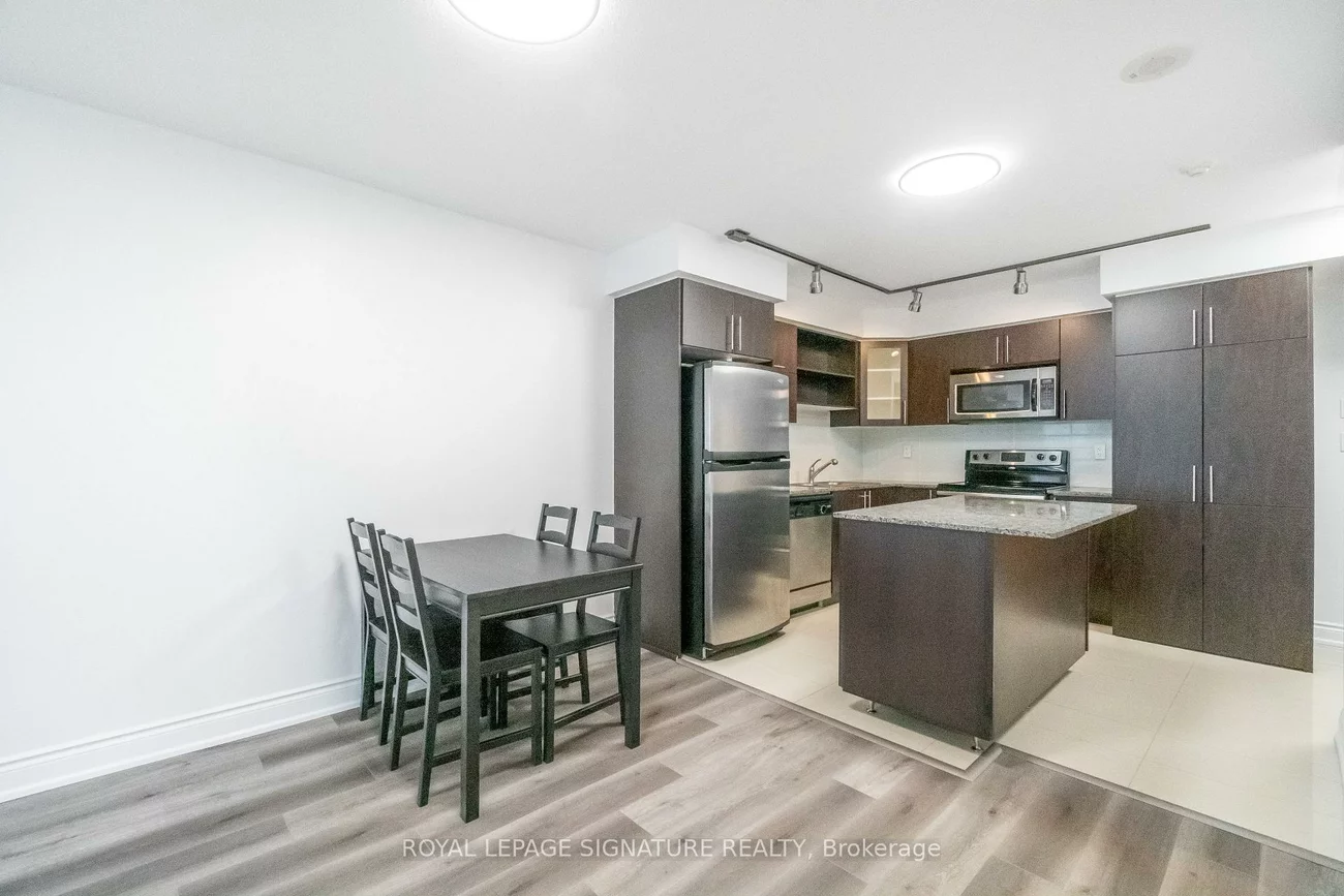 60, South Town Centre, Unionville, Markham