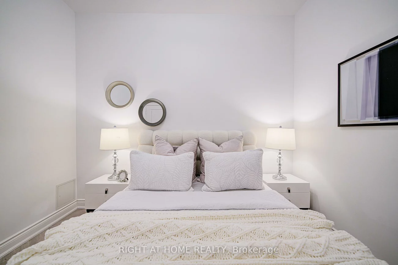 38, Cedarland, Unionville, Markham